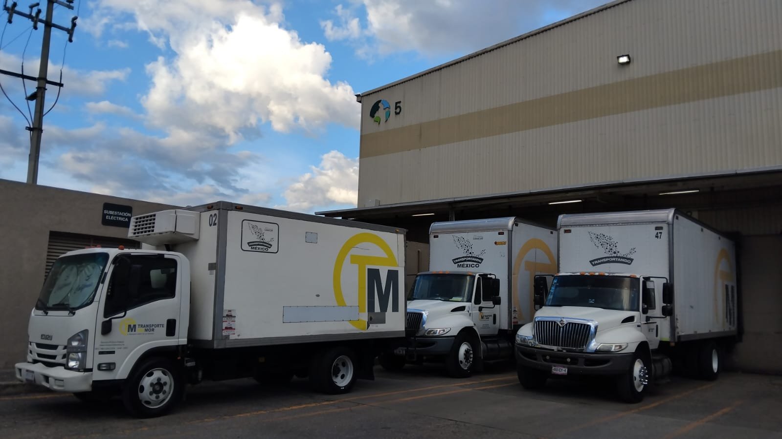 Unidades cabover con caja refrigerada de Transporte Mumor